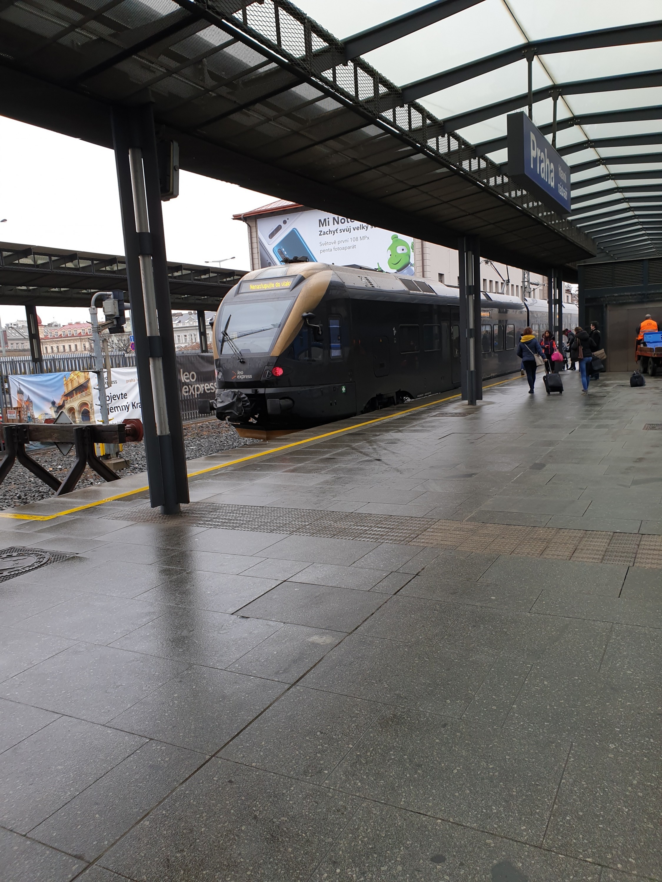 Praha Hbf 5- Leo Express Flirt